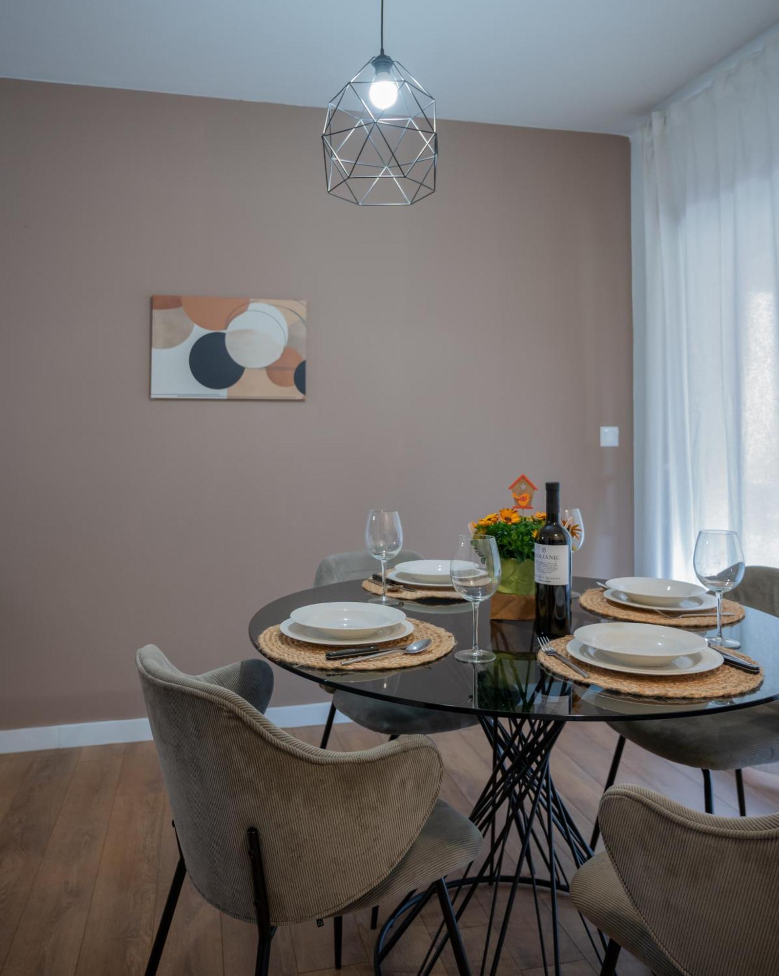 Apartman Rose-2025 Renovated Garden View بوريتش المظهر الخارجي الصورة