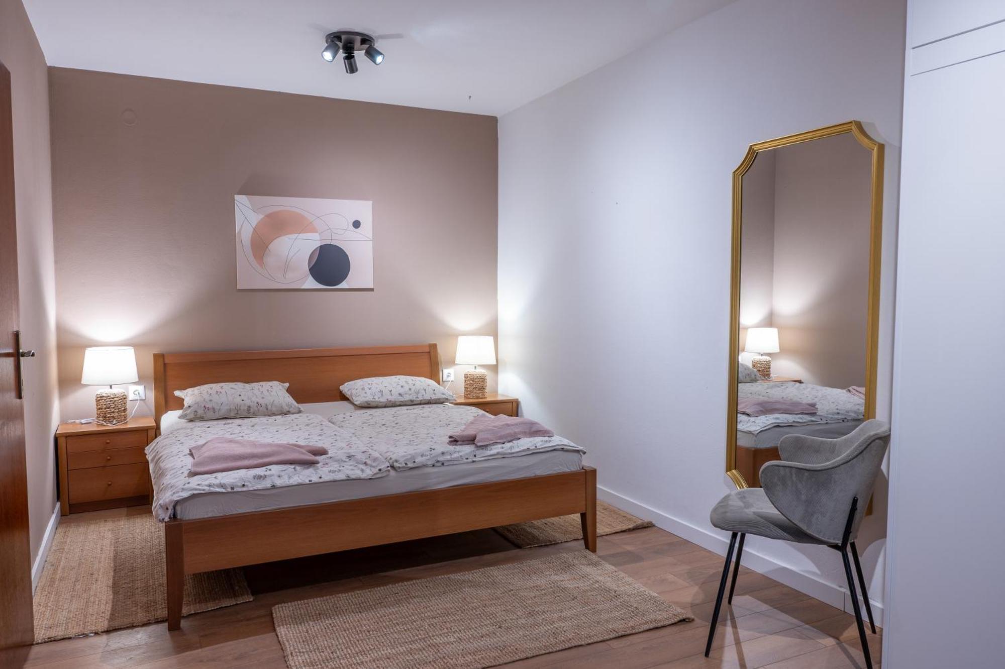 Apartman Rose-2025 Renovated Garden View بوريتش المظهر الخارجي الصورة